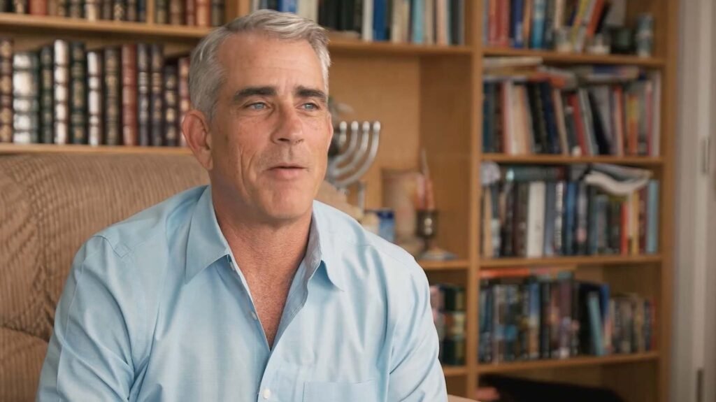 David Steel Holding Image